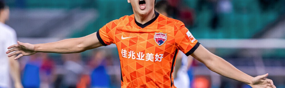  穆西亚拉梅开二度登顶射手榜首  