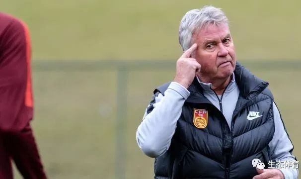  美因茨攻防两端严重失衡，主教练面临下课危机考验  