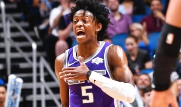  福克斯三双国王轻取雷霆  