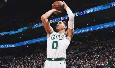  布朗全面掌控比赛，凯尔特人轻取马刺  