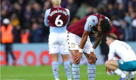  阿斯顿维拉2-1力克切尔西，麦金定位球直接破门