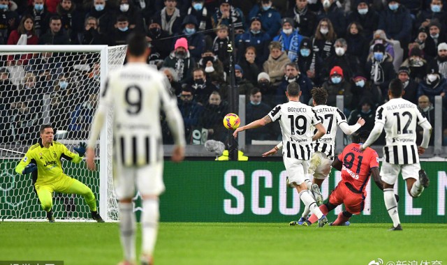  萨帕塔倒钩破门，亚特兰大主场轻取威尼斯