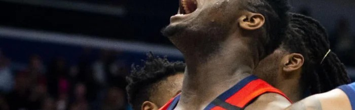  锡安28+15鹈鹕击溃开拓者  