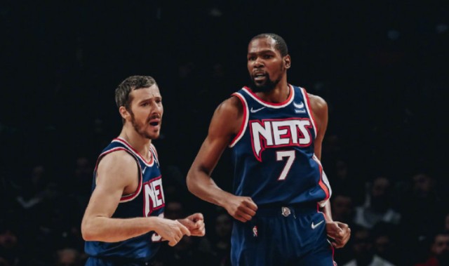  杜兰特复出砍下35分助太阳击败掘金  