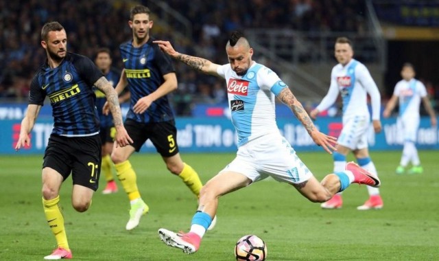  那不勒斯防守漏洞百出，客场惨败国际米兰遭遇两连败  