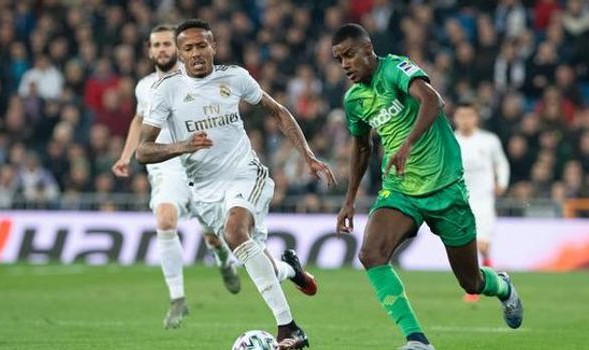  曼联旧将林加德梅开二度弑旧主  