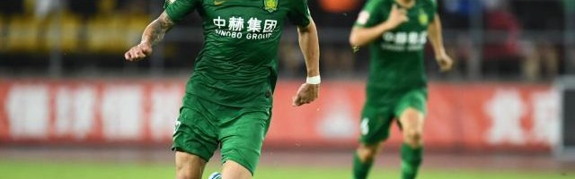  里昂遭遇赛季首败，主场不敌里尔  