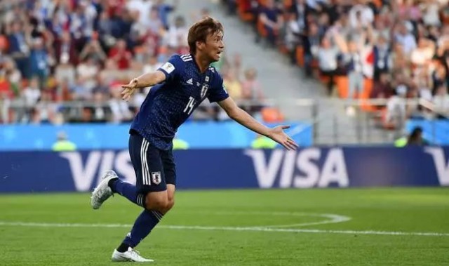  梅斯快速反击致命，十分钟连入两球锁定胜局