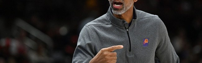  法兰克福主帅赛后批评裁判尺度  