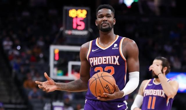  艾顿统治禁区开拓者客场不敌太阳队