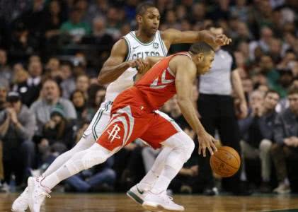  鲍文双响炮发威，西汉姆联客场擒下布伦特福德