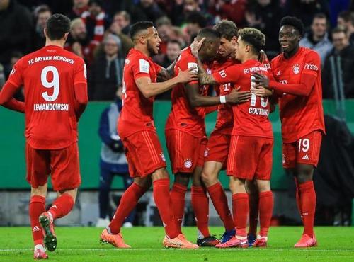  莱比锡红牛与拜仁上演进球大战平分秋色