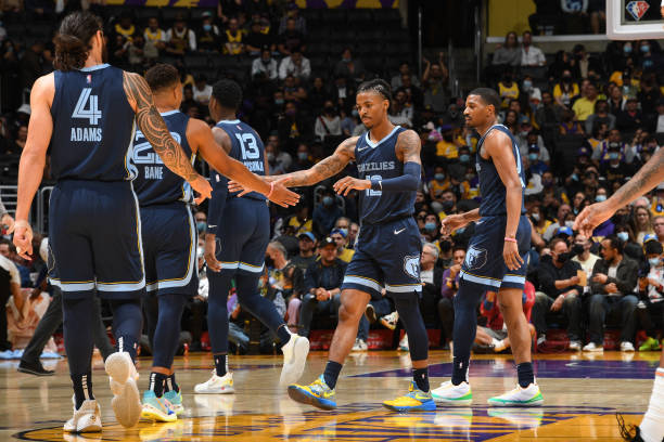  莫兰特解禁复出即暴扣,灰熊青年军重燃战火